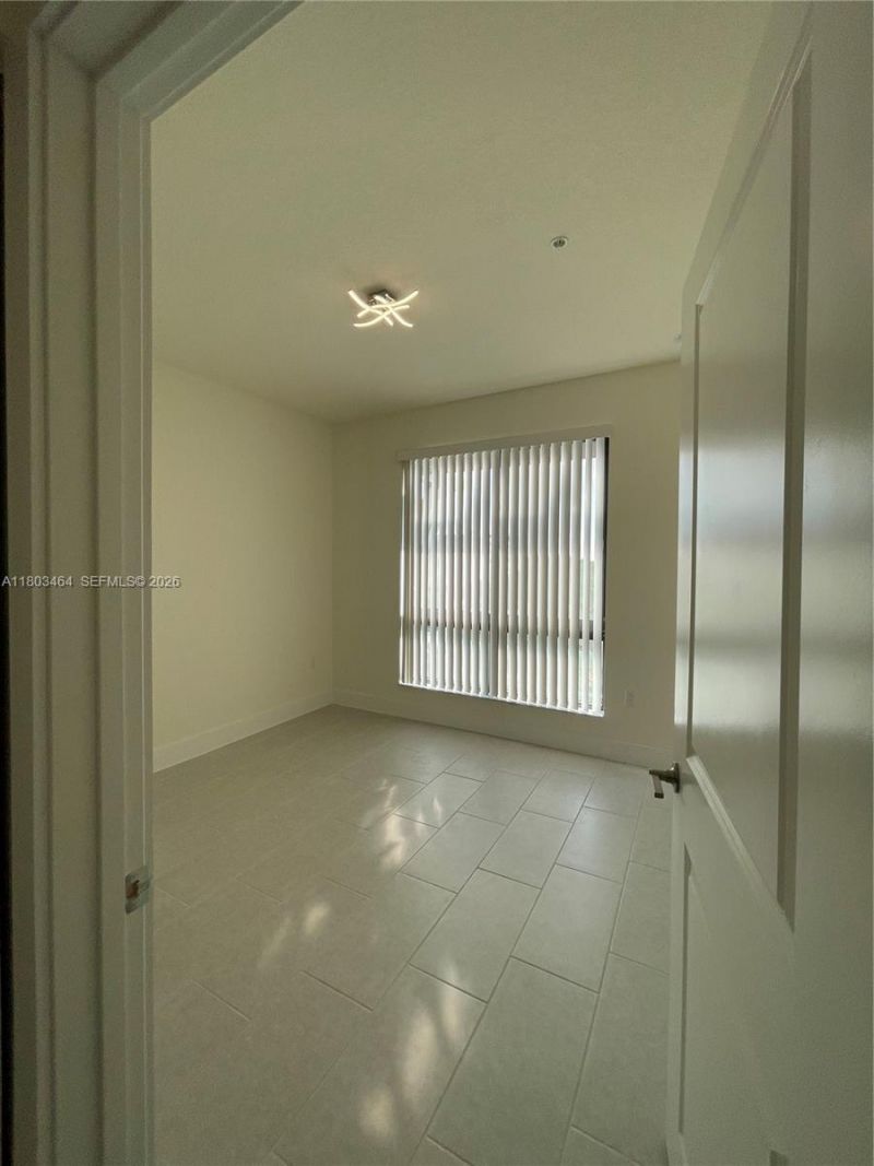 8167 NW 41st St, Unit E-409, Doral, FL 33166 Photo