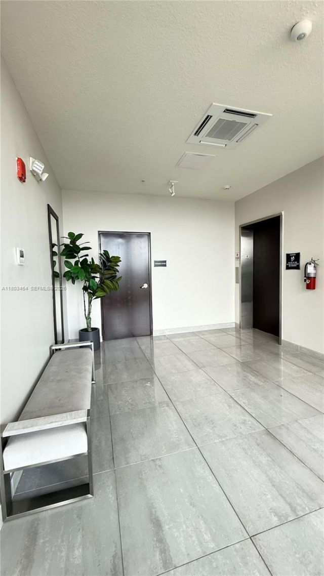 8167 NW 41st St, Unit E-409, Doral, FL 33166 Photo