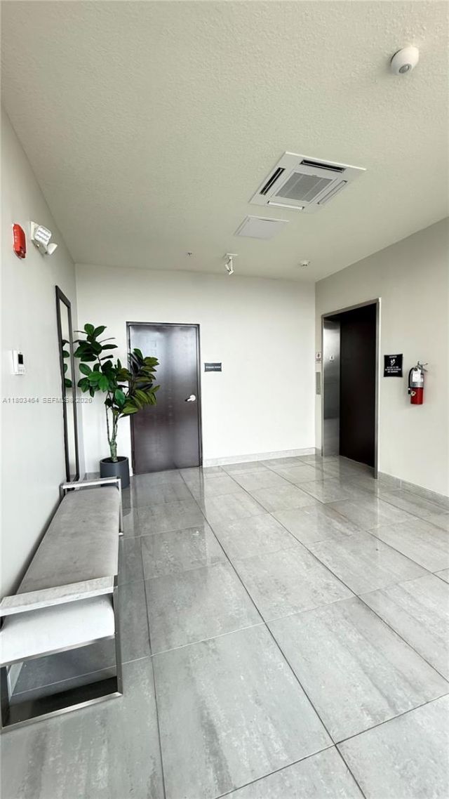 8167 NW 41st St, Unit E-409, Doral, FL 33166 Photo