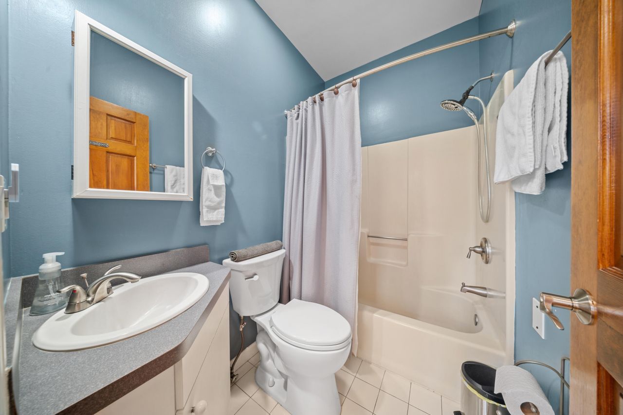 3900 NE Cheri Drive, Jensen Beach, FL 34957 Photo