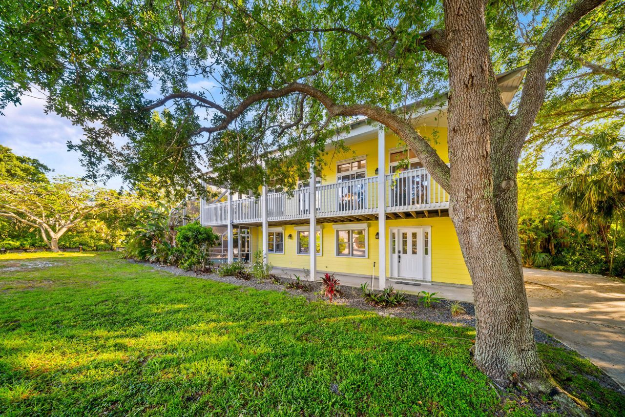 3900 NE Cheri Drive, Jensen Beach, FL 34957 Photo