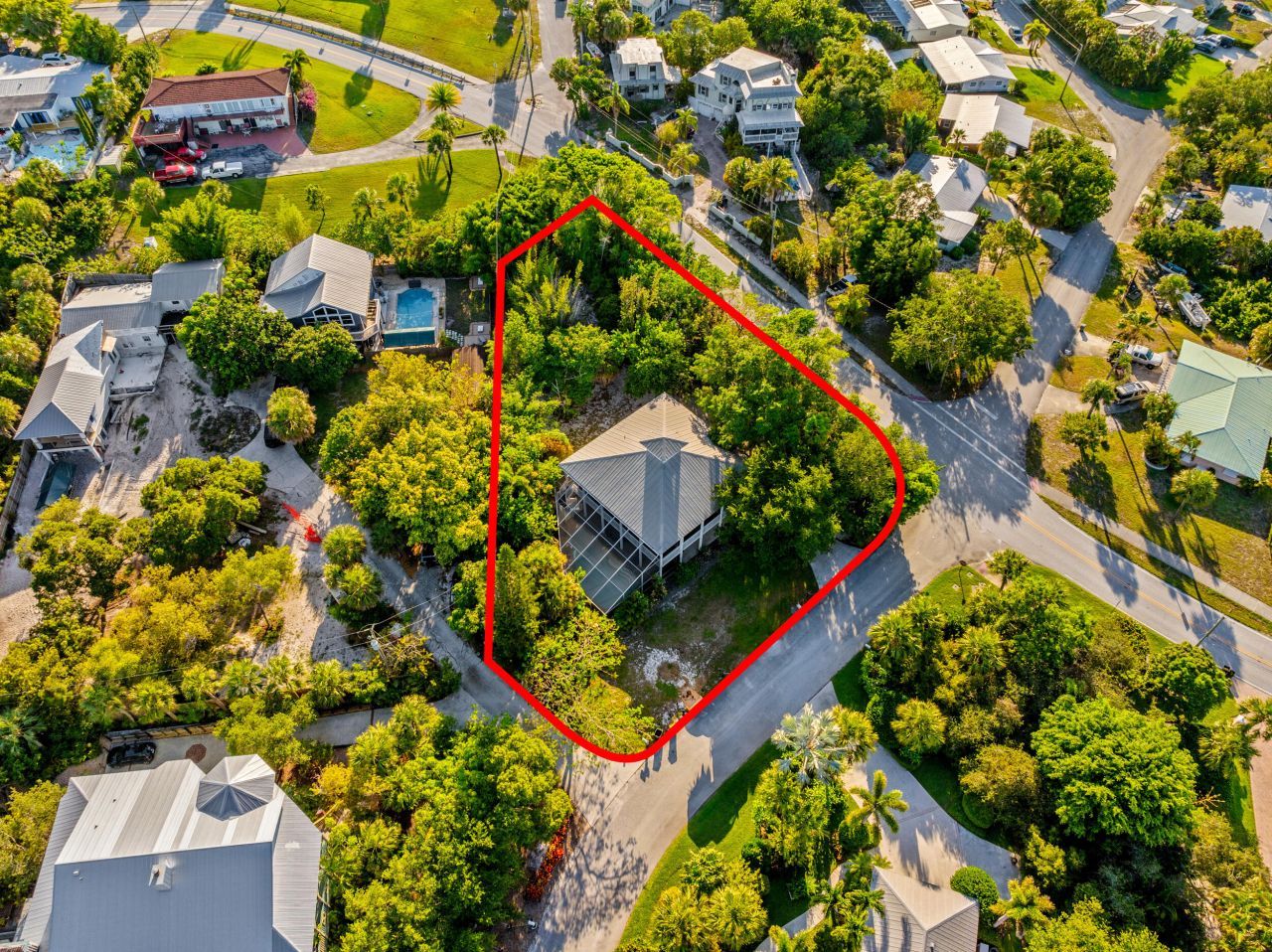 3900 NE Cheri Drive, Jensen Beach, FL 34957 Photo