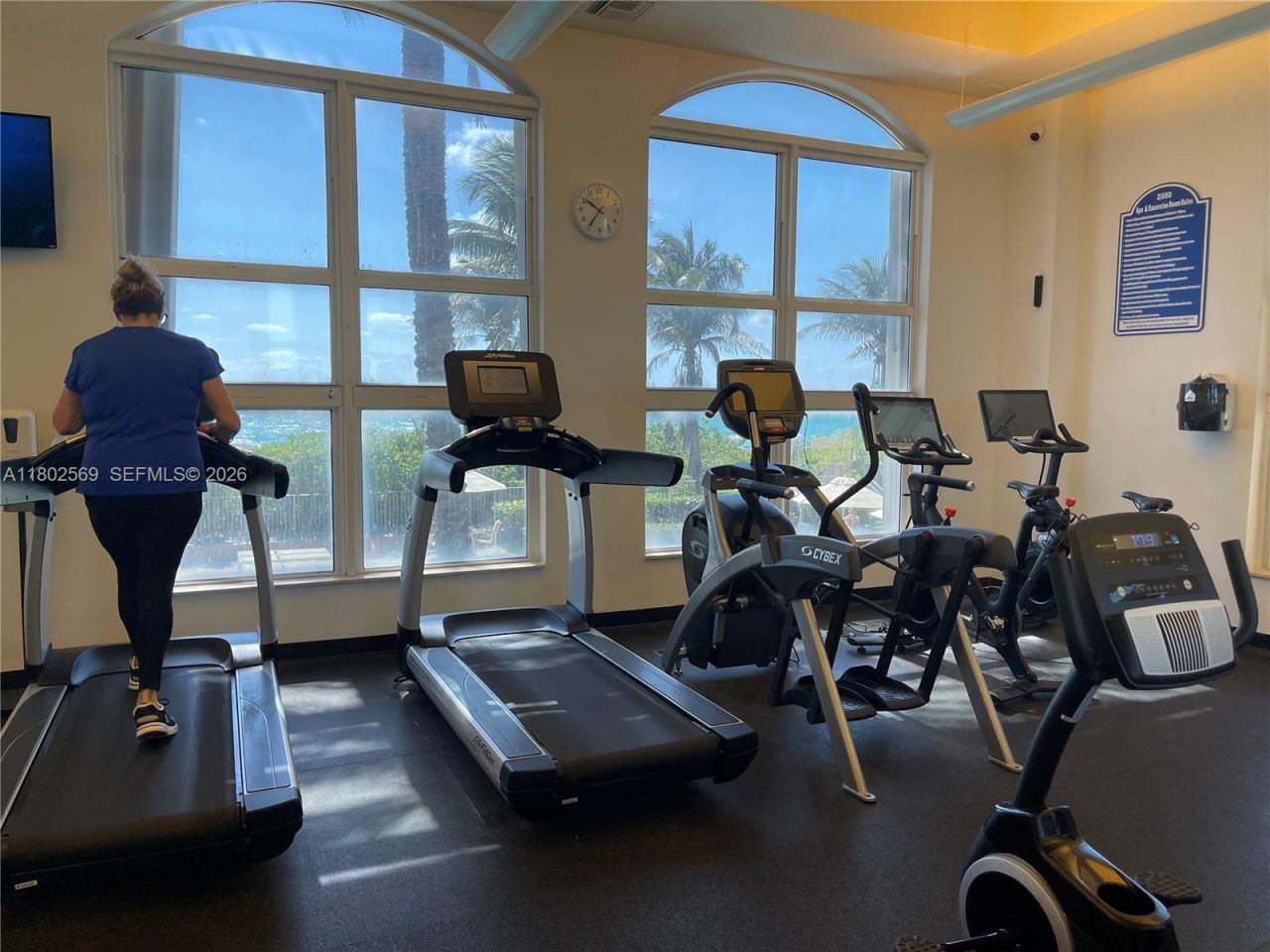 2080 S Ocean Dr, Unit PH4, Hallandale Beach, FL 33009 Photo