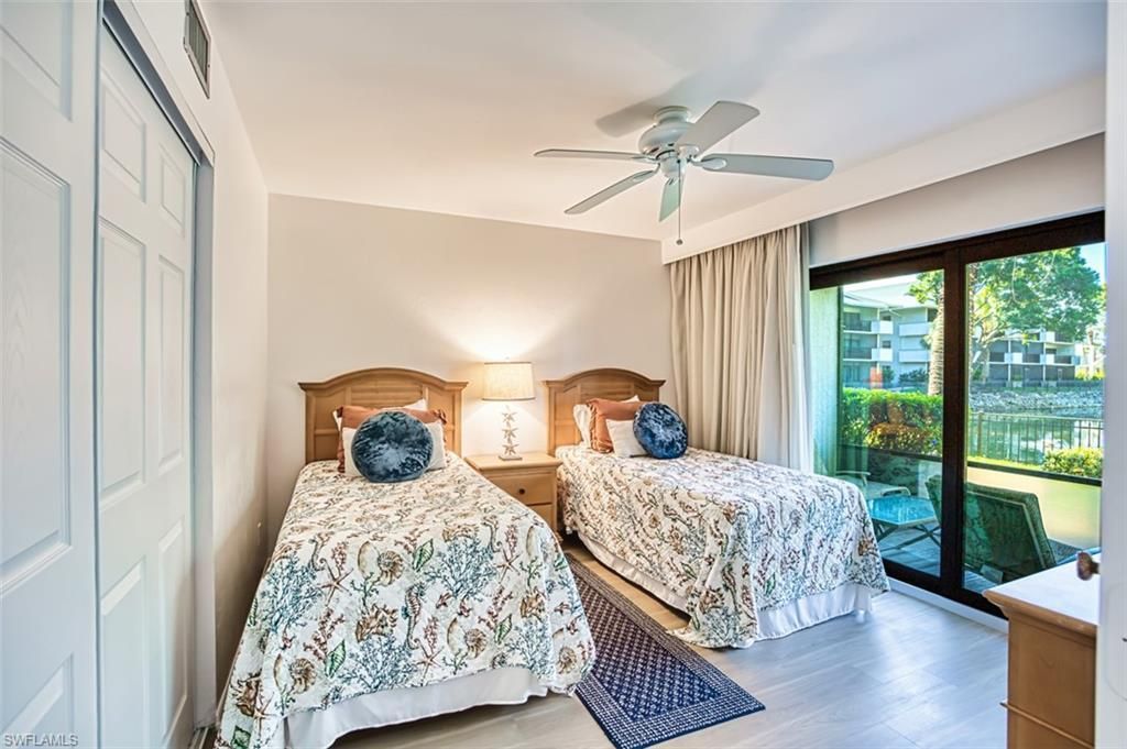 600 Neapolitan Way, Unit 153, Naples, FL 34103 Photo