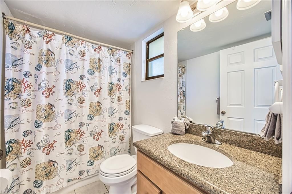 600 Neapolitan Way, Unit 153, Naples, FL 34103 Photo