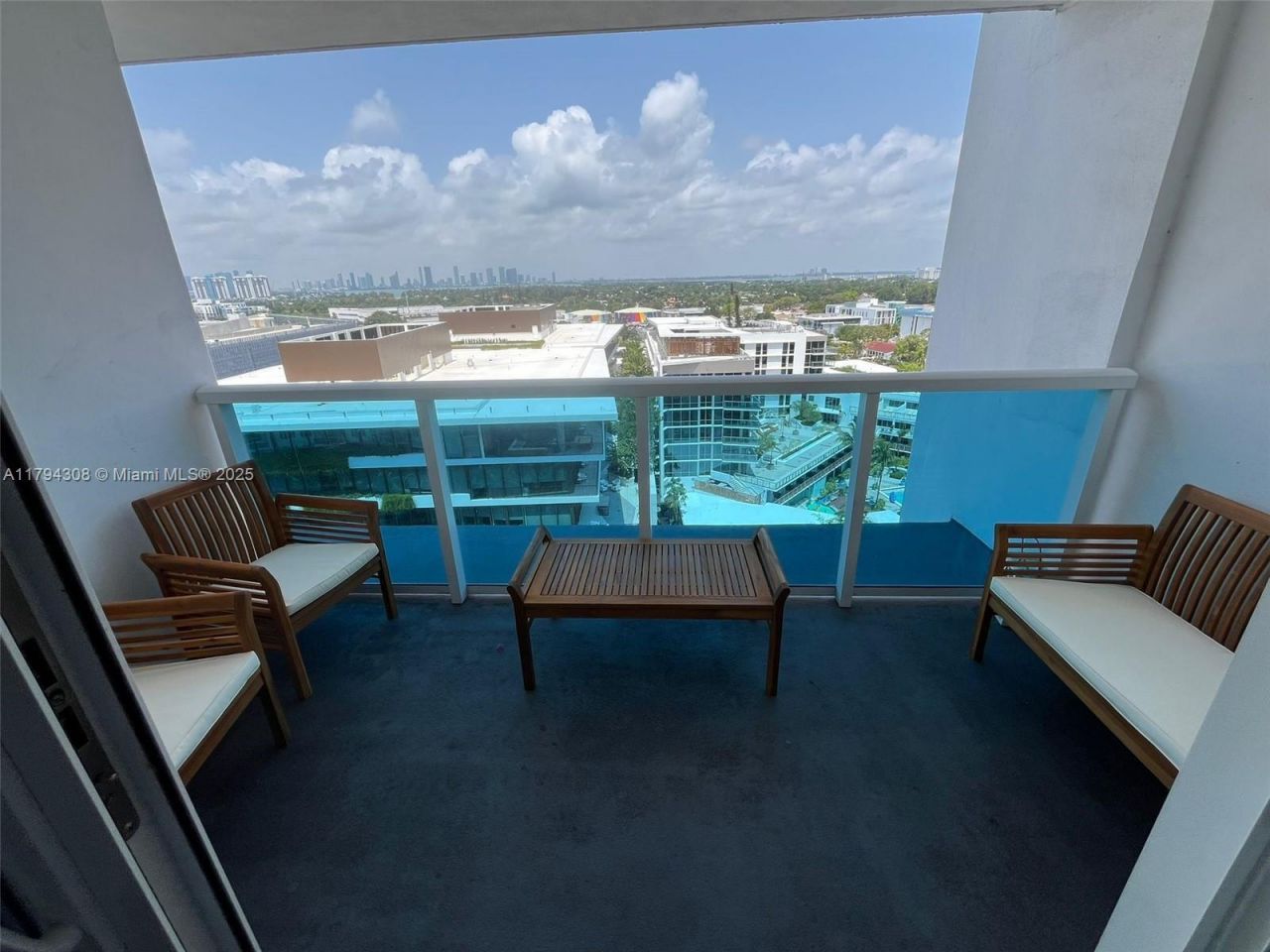 2301 Collins Ave, Unit 326, Miami Beach, FL 33139 Photo