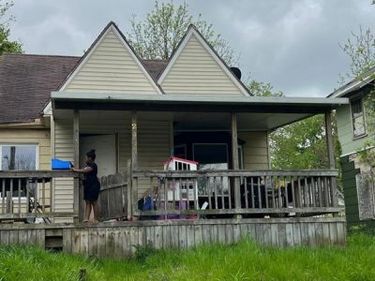 2437 ZIMMERMAN Street, Flint, MI 48503