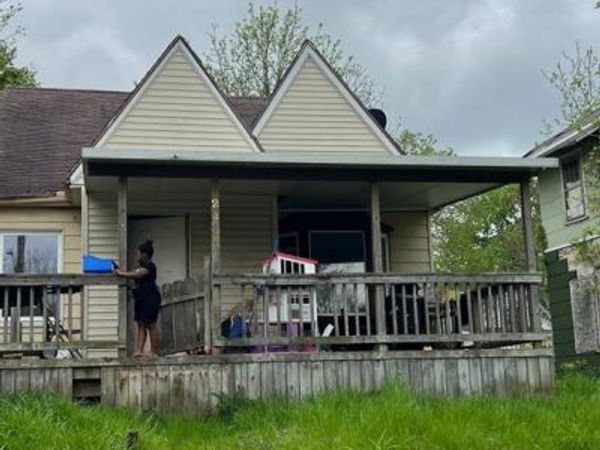 2437 ZIMMERMAN Street, Flint, MI 48503