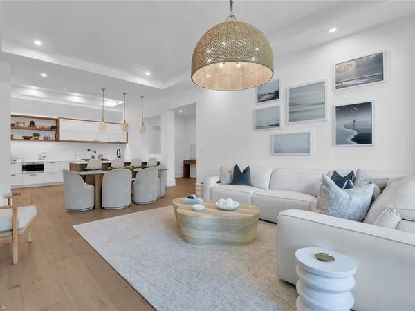 201 8th ST S, Unit 208, NAPLES, FL 34102