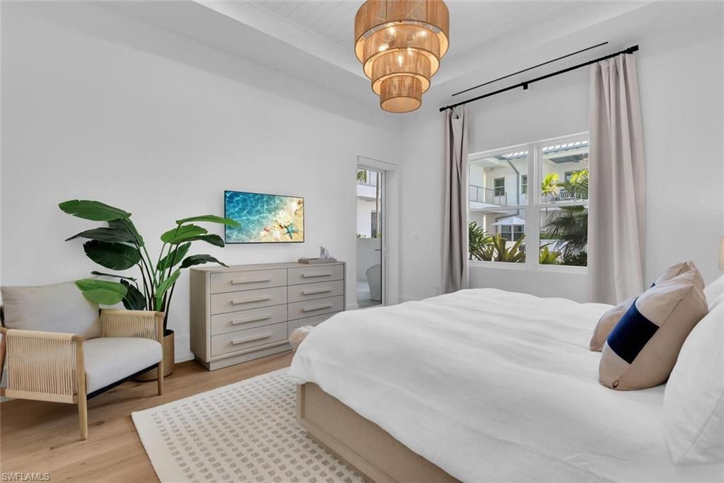 201 8th St S, Unit 208, Naples, FL 34102 Photo