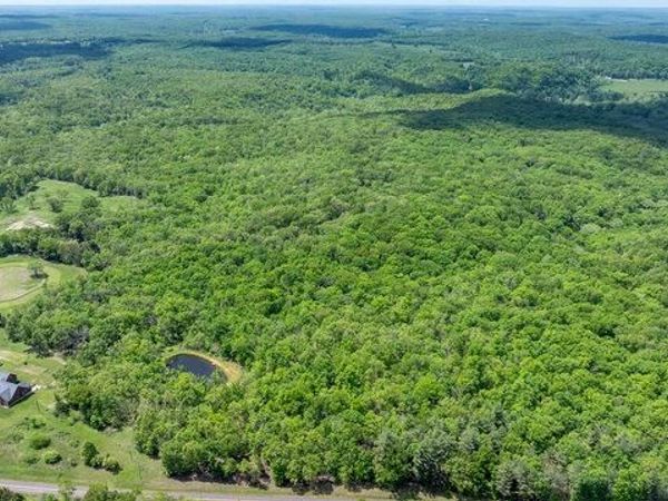 000 Highway T, Steelville, MO 65565