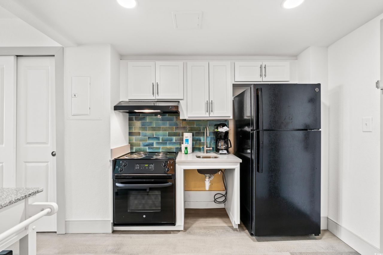 2401 S Ocean Blvd. Photo 9