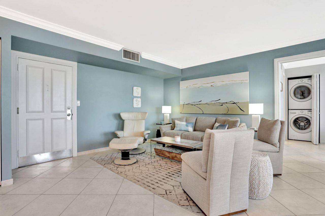 1237 Hillsboro Mile, Unit 402, Hillsboro Beach, FL 33062 Photo