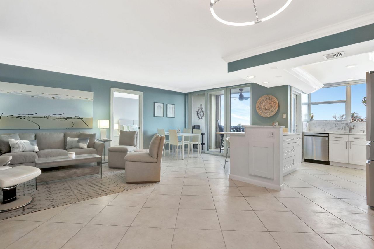 1237 Hillsboro Mile, Unit 402, Hillsboro Beach, FL 33062 Photo