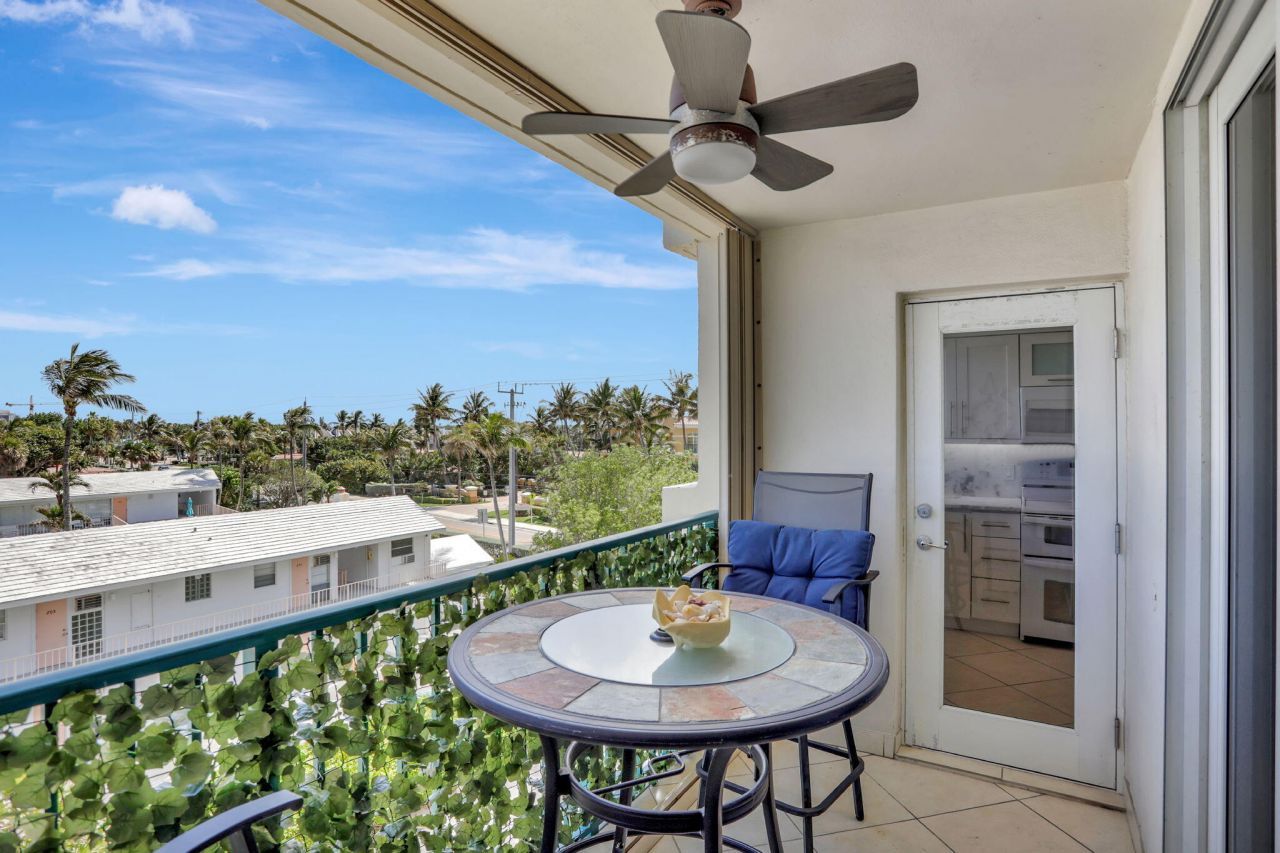 1237 Hillsboro Mile, Unit 402, Hillsboro Beach, FL 33062 Photo