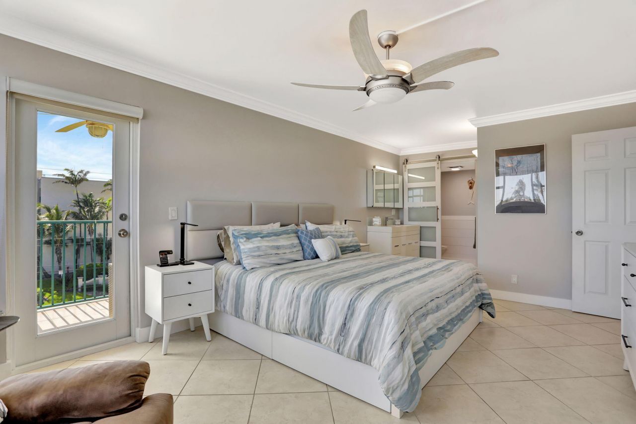 1237 Hillsboro Mile, Unit 402, Hillsboro Beach, FL 33062 Photo