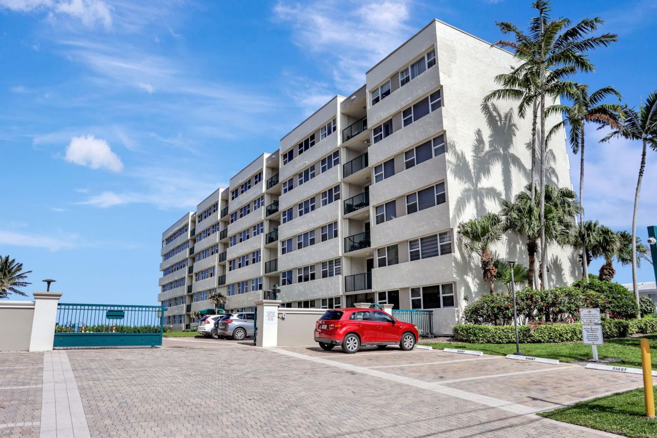 1237 Hillsboro Mile, Unit 402, Hillsboro Beach, FL 33062 Photo