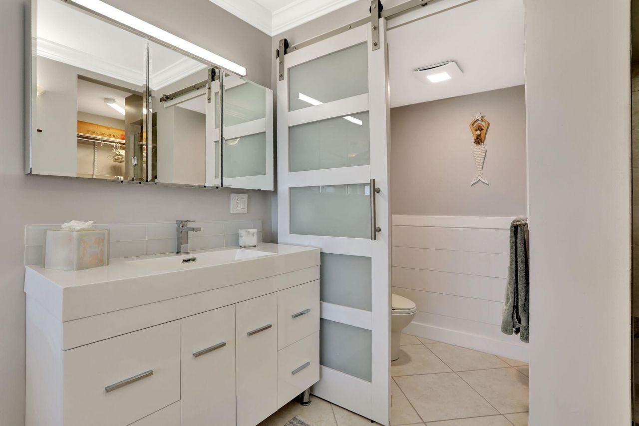 1237 Hillsboro Mile, Unit 402, Hillsboro Beach, FL 33062 Photo