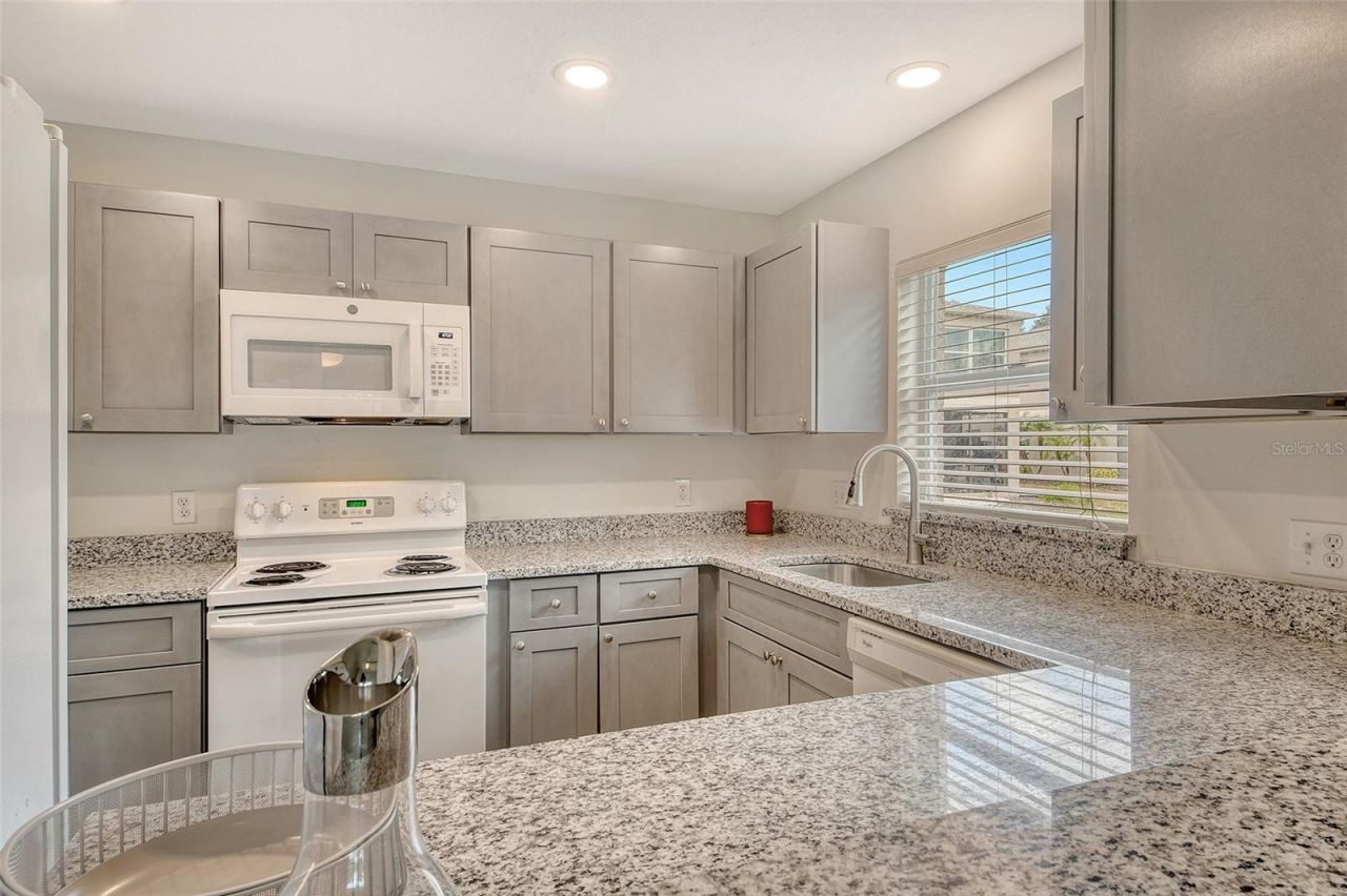 383 Bobby Jones Road, Unit 383, Sarasota, FL 34232 Photo
