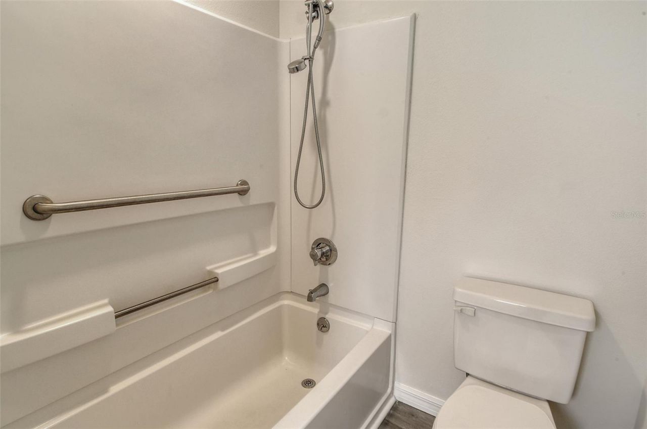 383 Bobby Jones Road, Unit 383, Sarasota, FL 34232 Photo