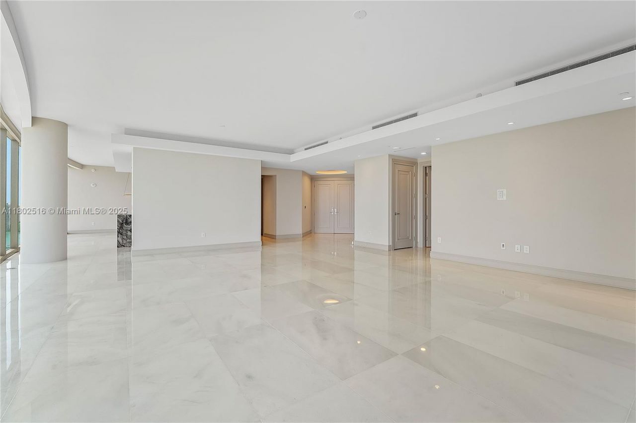 17901 Collins Ave, Unit 2404, Sunny Isles Beach, FL 33160 Photo