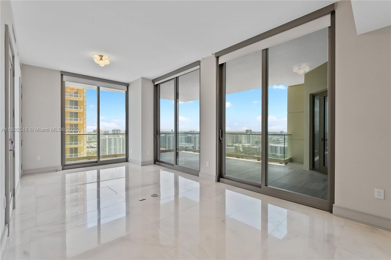 17901 Collins Ave, Unit 2404, Sunny Isles Beach, FL 33160 Photo