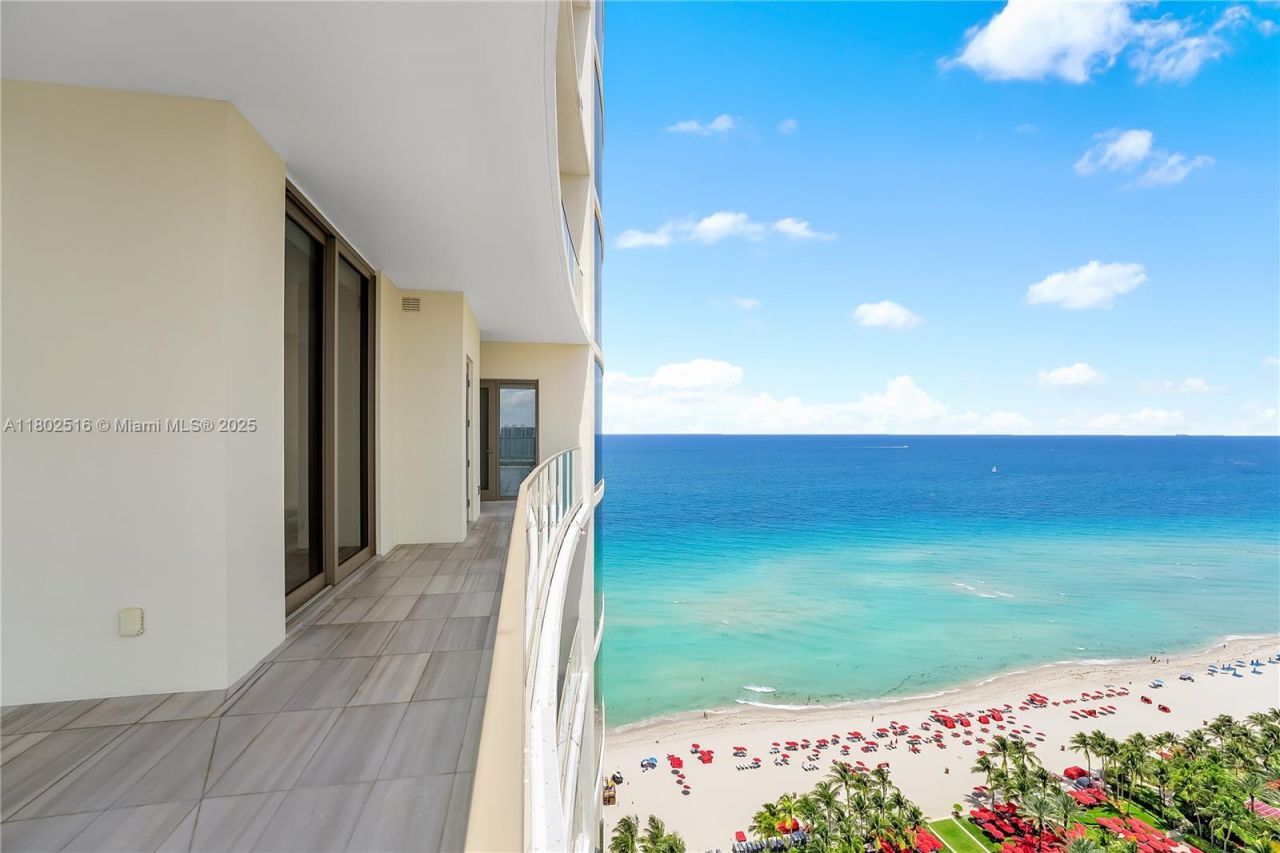 17901 Collins Ave, Unit 2404, Sunny Isles Beach, FL 33160 Photo