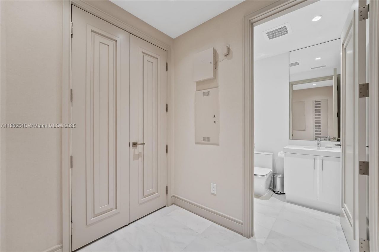 17901 Collins Ave, Unit 2404, Sunny Isles Beach, FL 33160 Photo