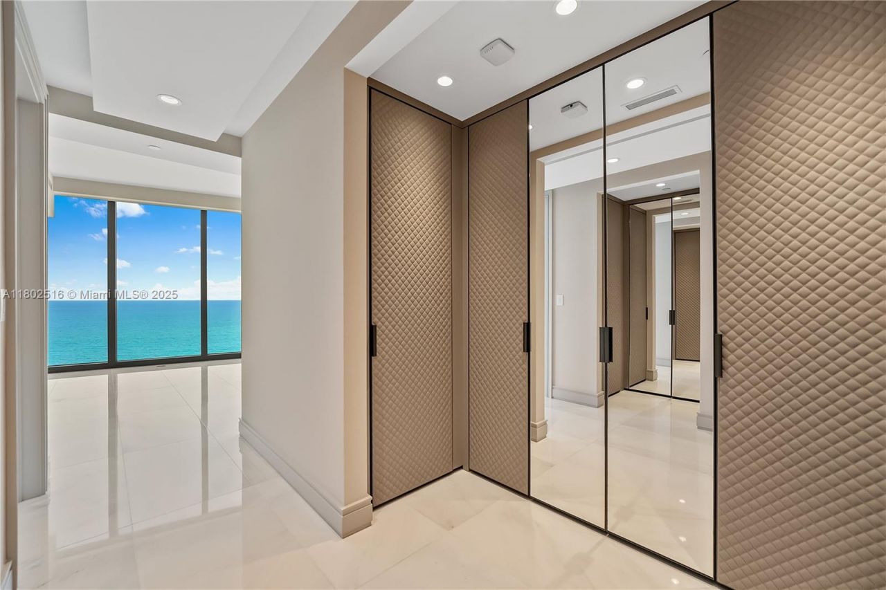 17901 Collins Ave, Unit 2404, Sunny Isles Beach, FL 33160 Photo