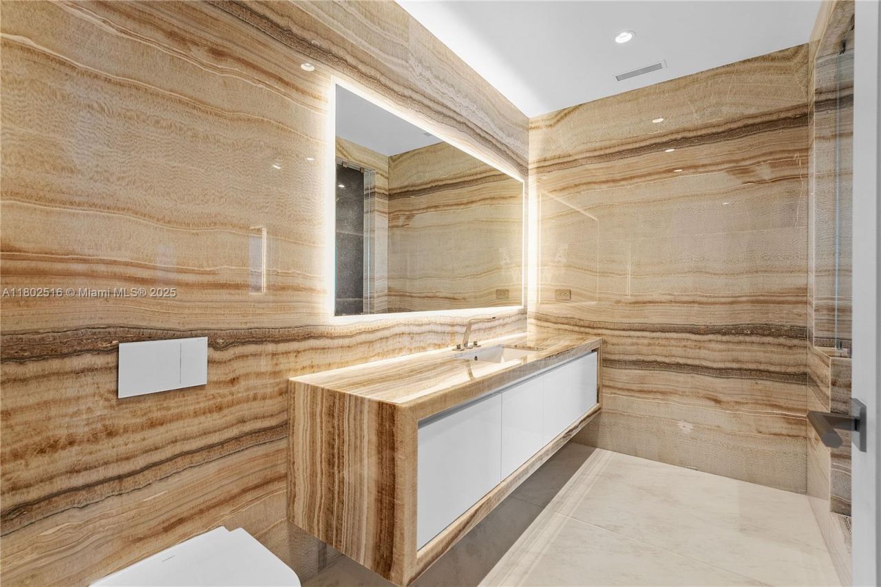 17901 Collins Ave, Unit 2404, Sunny Isles Beach, FL 33160 Photo