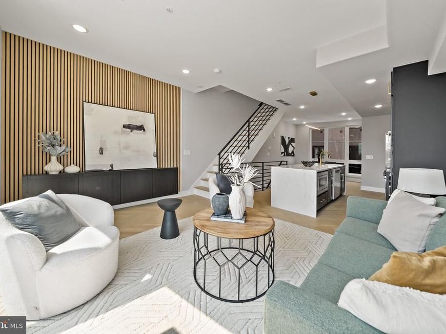 1812 E Moyamensing Avenue, Unit B, Philadelphia, PA 19148 Main Photo