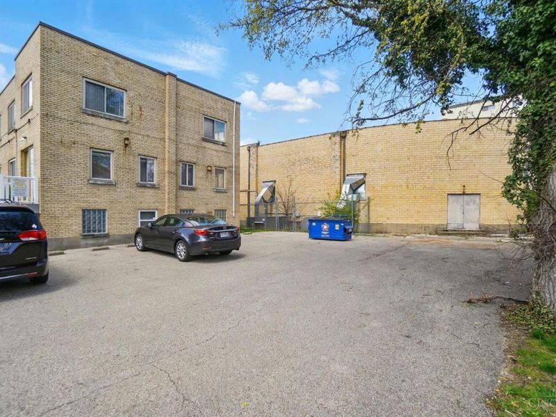 7540 Reading Road, Cincinnati, OH 45237 Photo 72