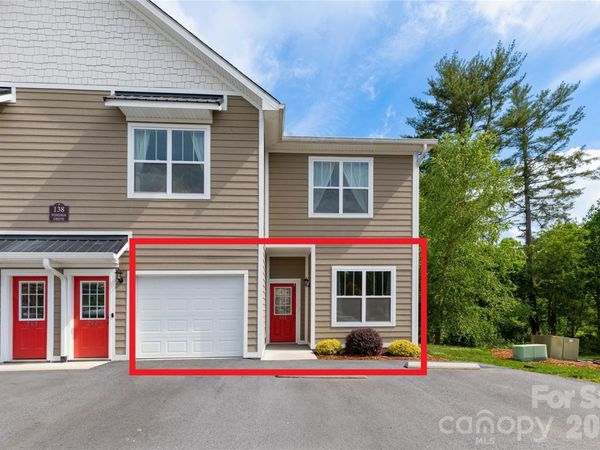 138 Foxden Drive, Unit 102, Fletcher, NC 28732