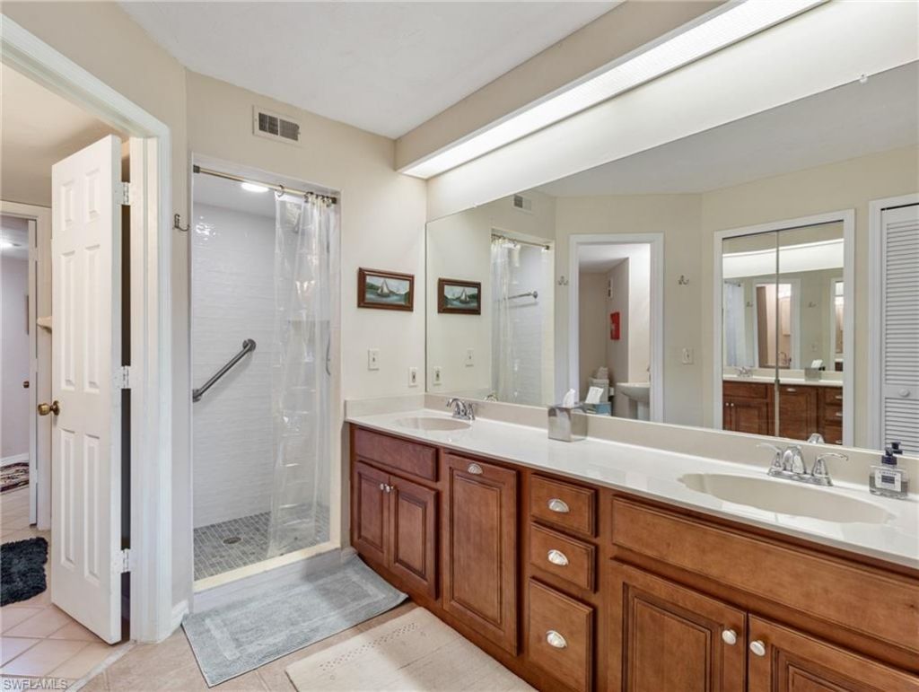 11921 Seabreeze Cove Ln, Unit 104, Fort Myers, FL 33908 Photo