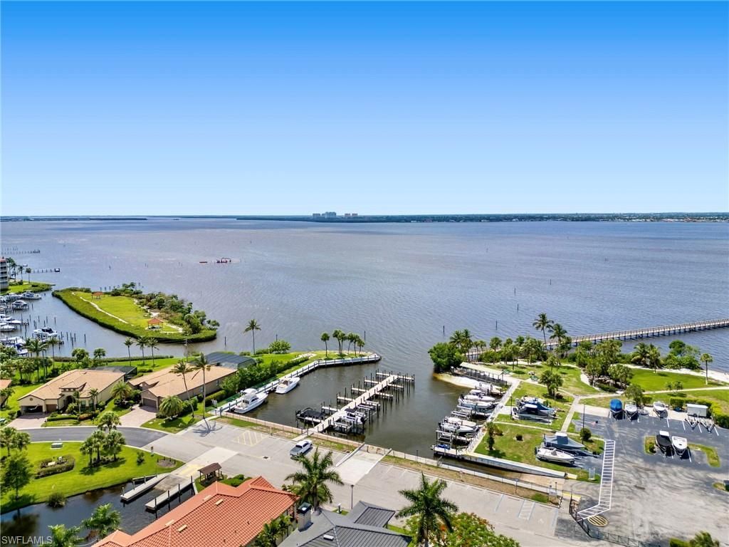 11921 Seabreeze Cove Ln, Unit 104, Fort Myers, FL 33908 Photo