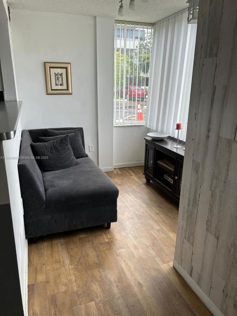 250 180th Dr, Unit 108, Sunny Isles Beach, FL 33160 Photo