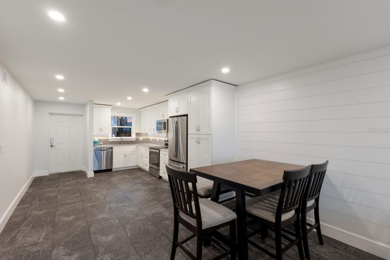 4200 Gulf Dr, Unit 104, Holmes Beach, FL 34217 Photo