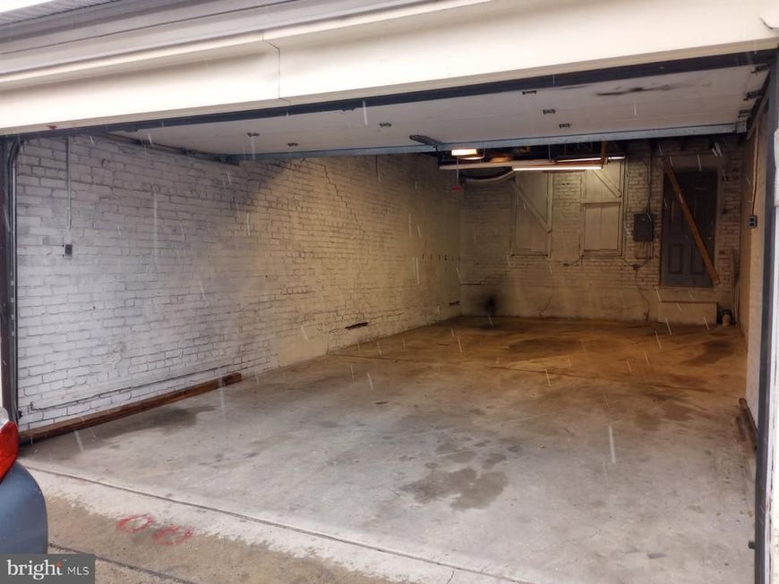 330 R Locust Street, Reading, PA 19604 Main Photo