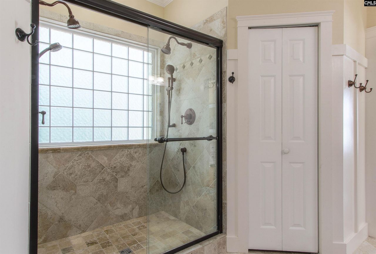 129 Linkside Court Photo 13