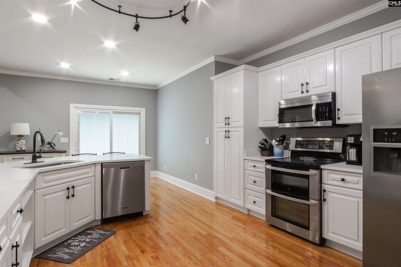 129 Linkside Court Photo 7