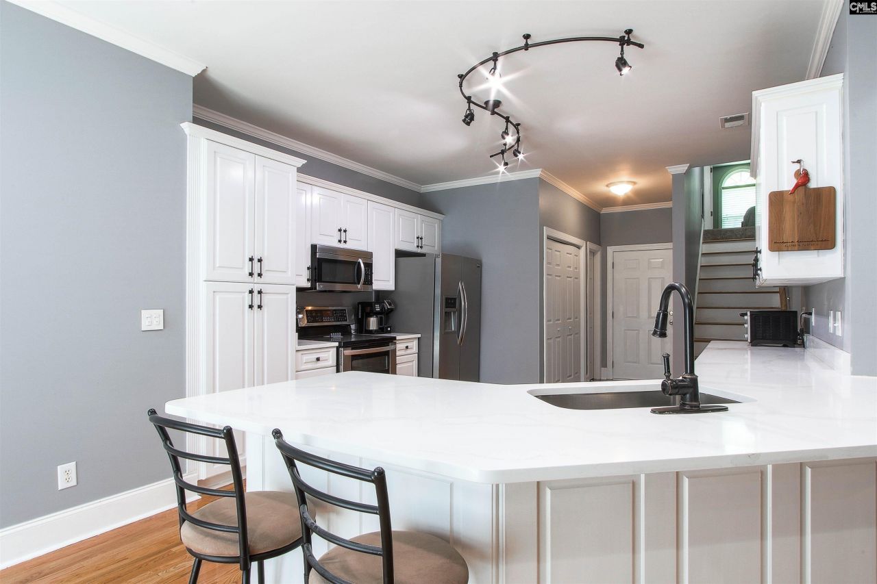 129 Linkside Court Photo 8