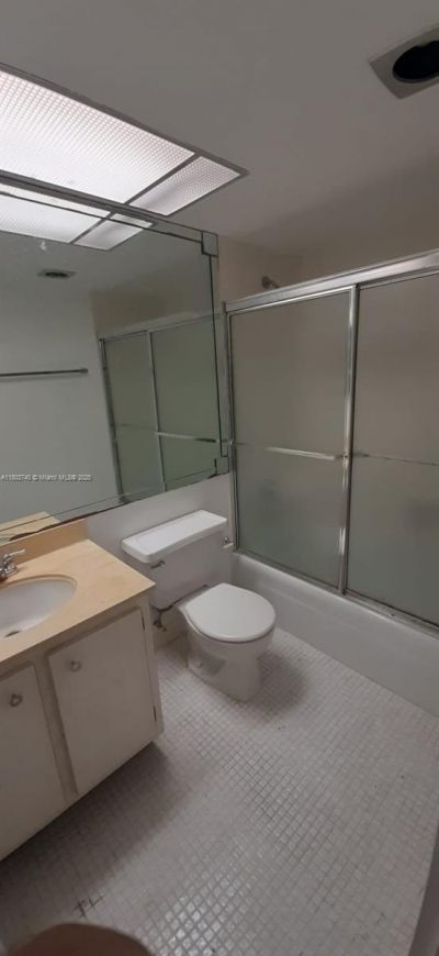 251 174th St, Unit 1711, Sunny Isles Beach, FL 33160 Photo