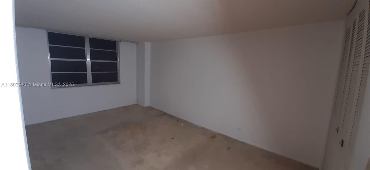 251 174th St, Unit 1711, Sunny Isles Beach, FL 33160 Photo