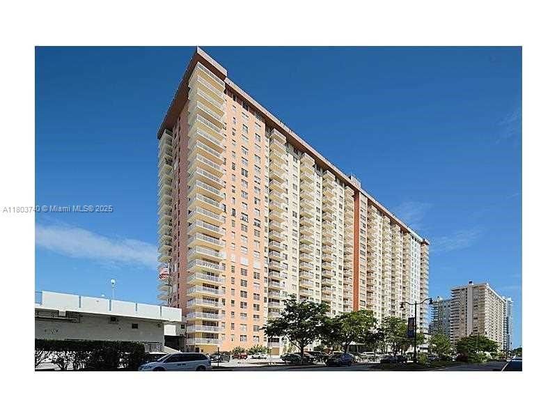 251 174th St, Unit 1711, Sunny Isles Beach, FL 33160 Photo