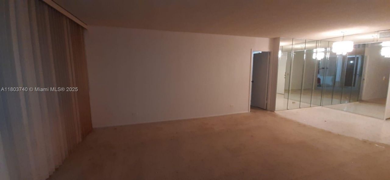 251 174th St, Unit 1711, Sunny Isles Beach, FL 33160 Photo