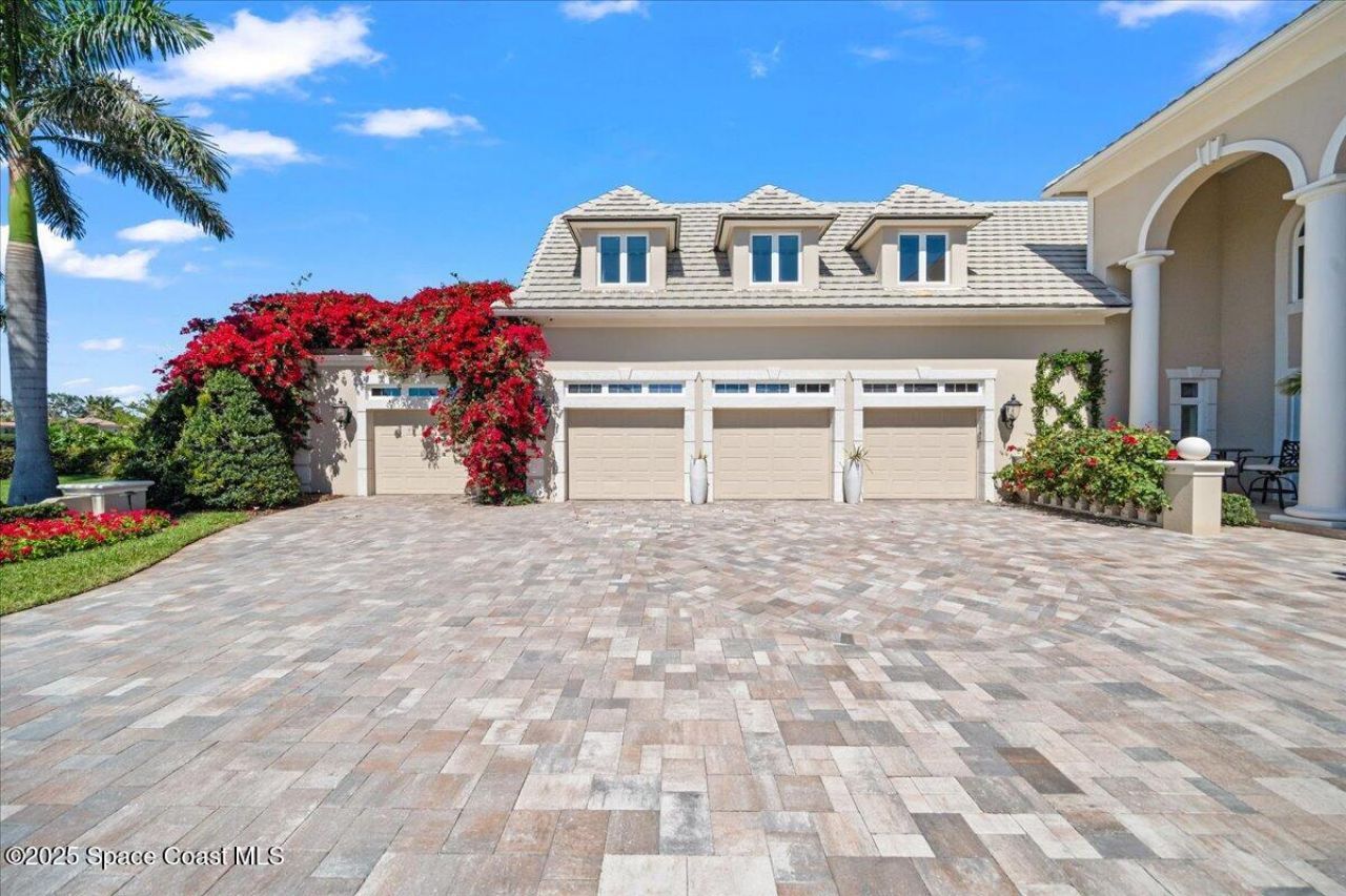 240 Lansing Island Drive, Indian Harbor Beach, FL 32937 Photo