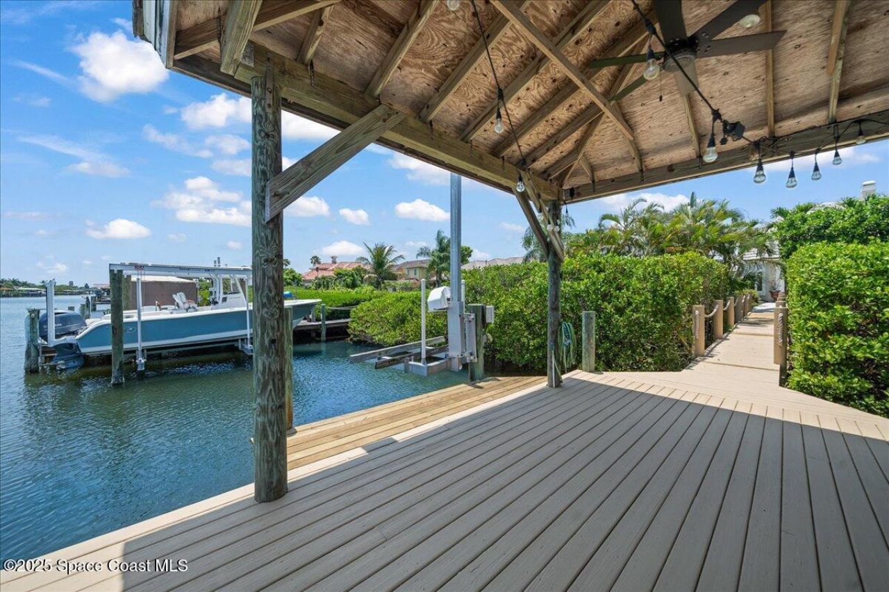 240 Lansing Island Drive, Indian Harbor Beach, FL 32937 Photo