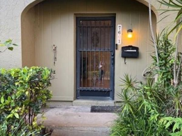 7601 W DELEON COURT, TAMPA, FL 33615
