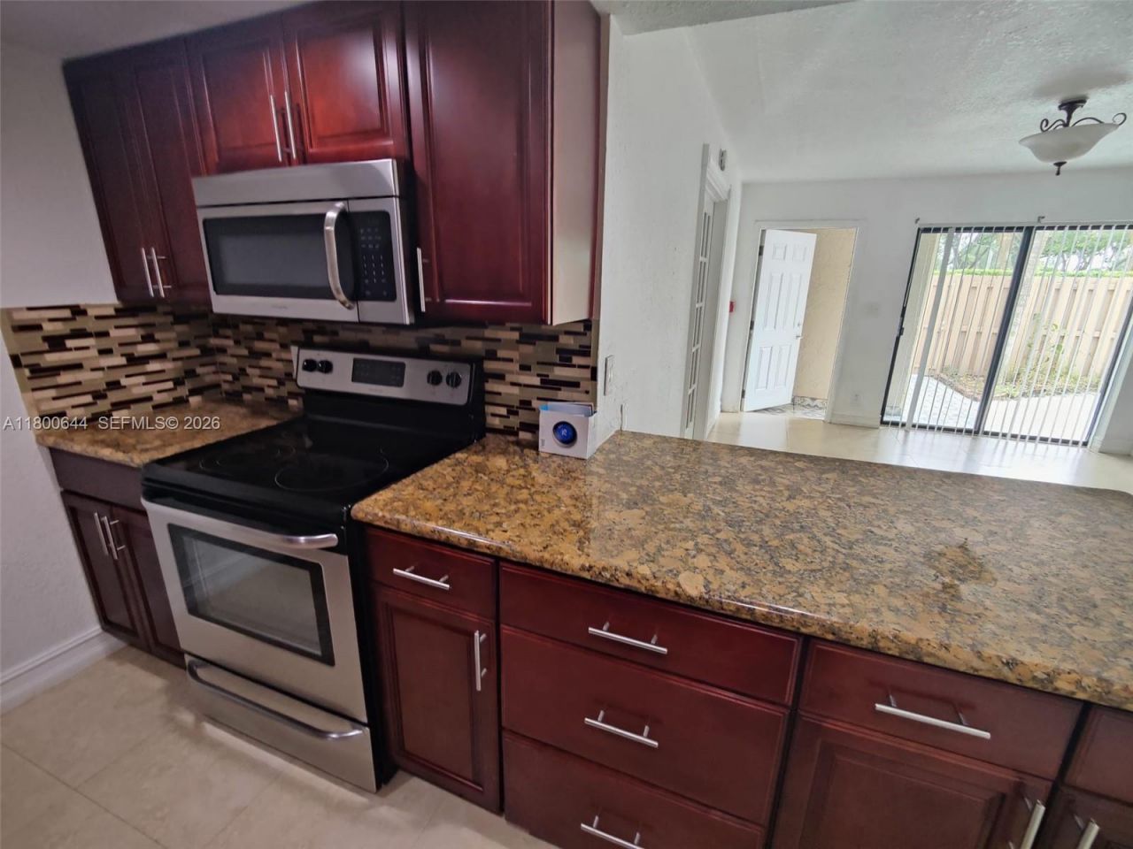 616 Executive Center Dr, Unit 107, West Palm Beach, FL 33401 Photo