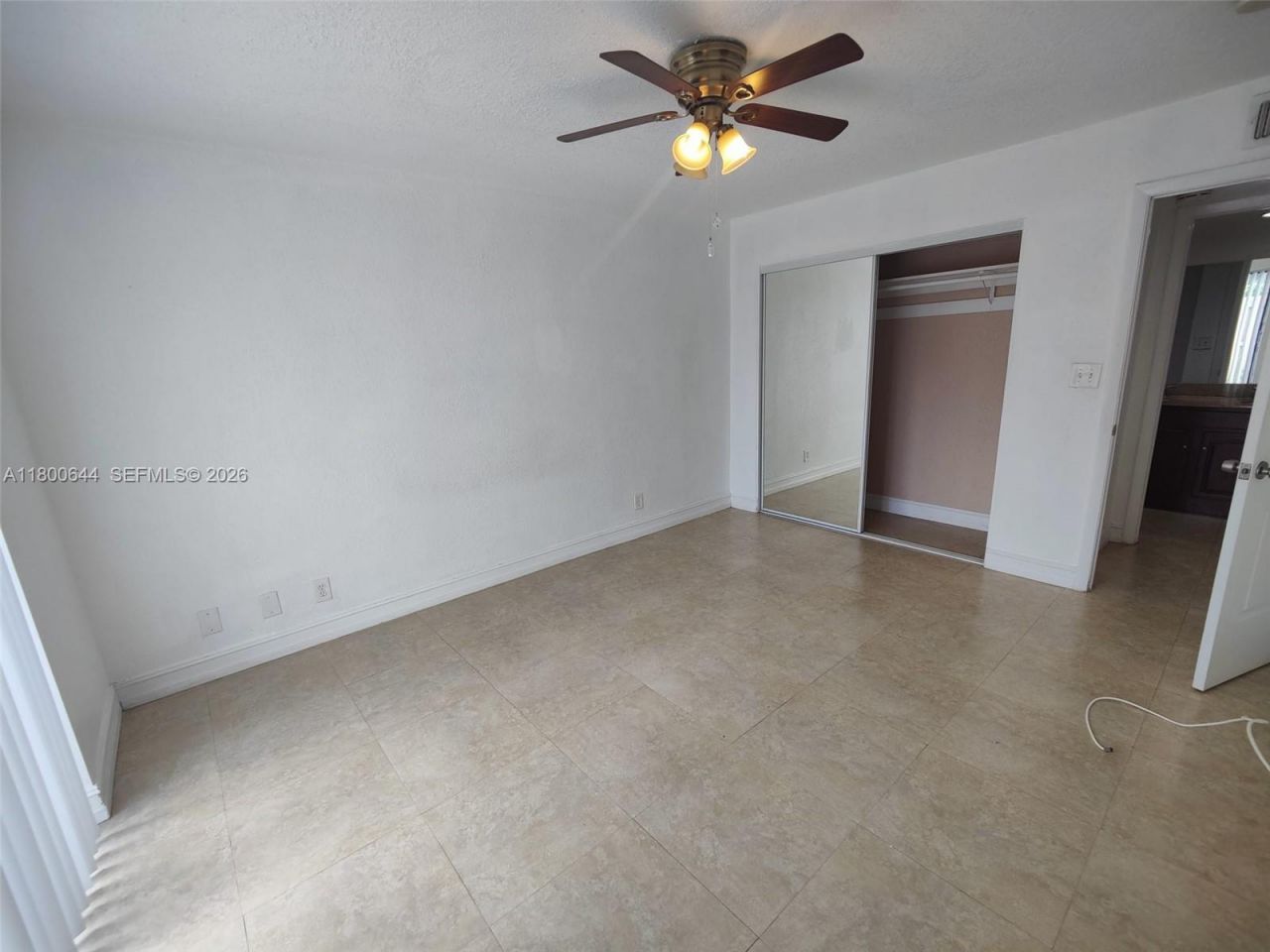 616 Executive Center Dr, Unit 107, West Palm Beach, FL 33401 Photo